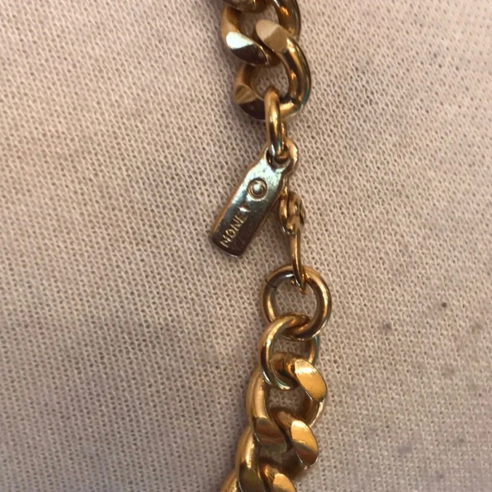 Monet vintage chain